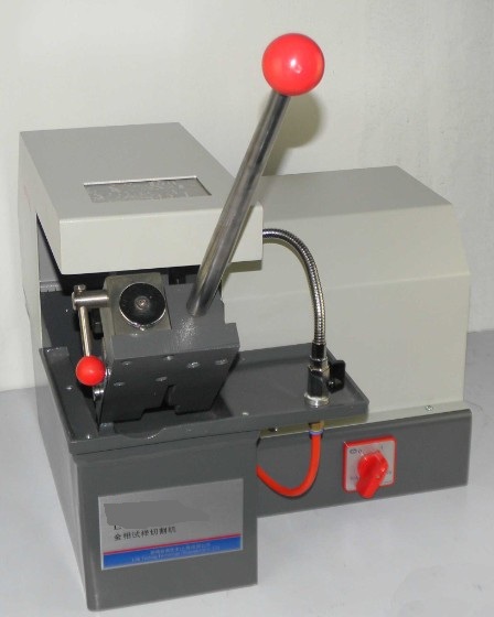 AOB - 300E Metalografik Numune Kesme Makinas